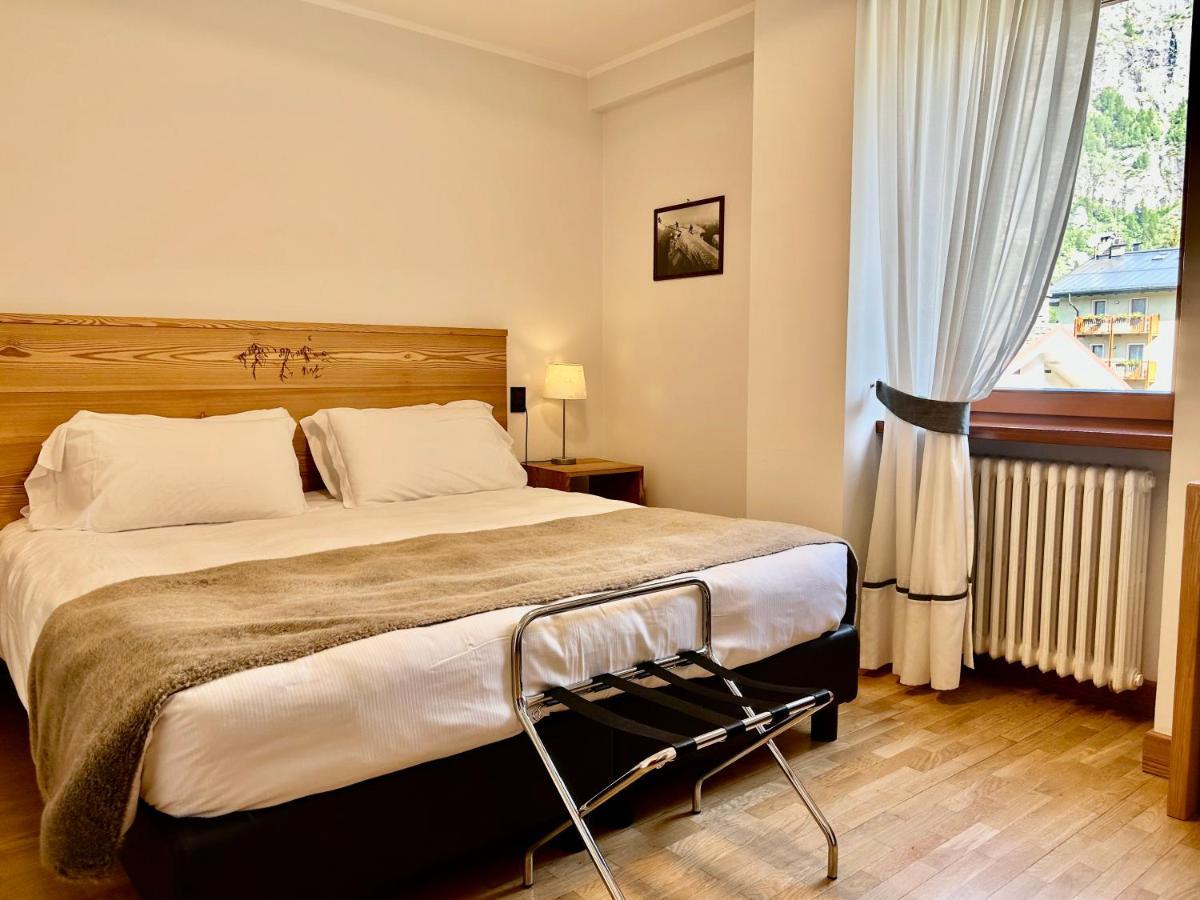 Hotel Croux กูร์มาเยอร์ ภายนอก รูปภาพ