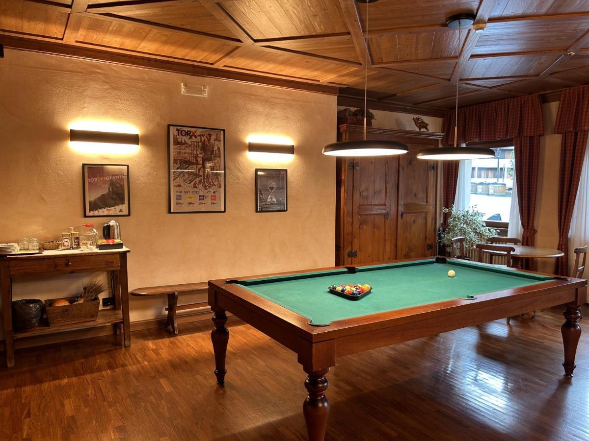 Hotel Croux กูร์มาเยอร์ ภายนอก รูปภาพ