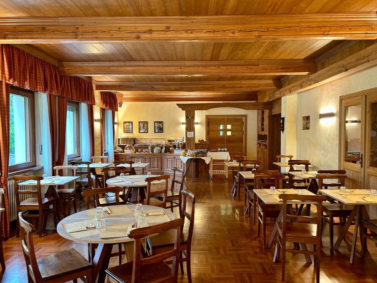 Hotel Croux กูร์มาเยอร์ ภายนอก รูปภาพ